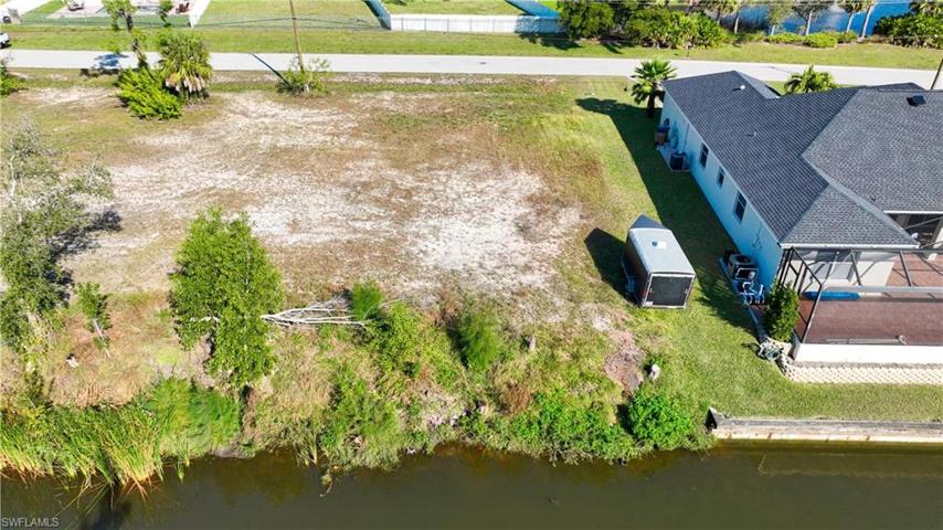 2100 SW 22nd TER, CAPE CORAL FL 33991