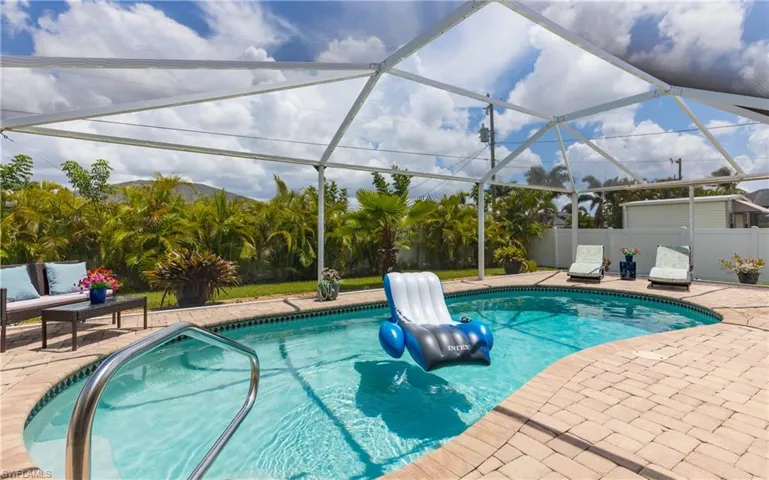 919 SW 33rd  ST, Cape Coral, FL 33914