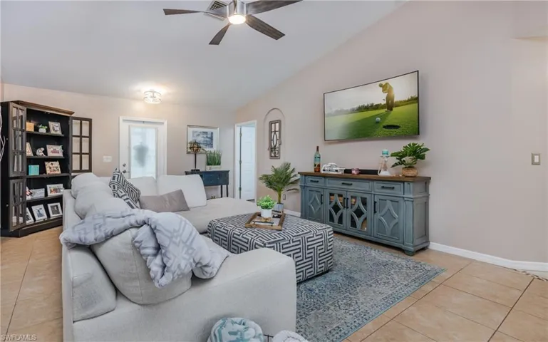 919 SW 33rd  ST, Cape Coral, FL 33914