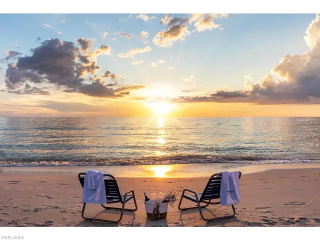 Pelican Bay Beach