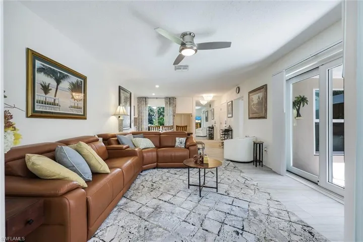 130 Greenbrier St, Marco Island, Florida 34145