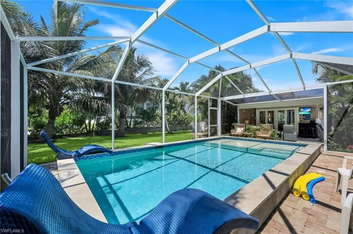 130 Greenbrier St, Marco Island, Florida 34145