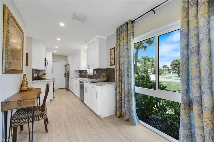 130 Greenbrier St, Marco Island, Florida 34145