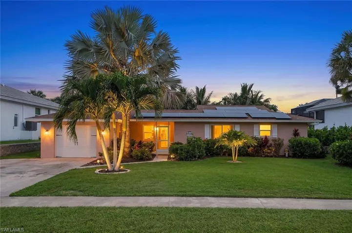 130 Greenbrier St, Marco Island, Florida 34145