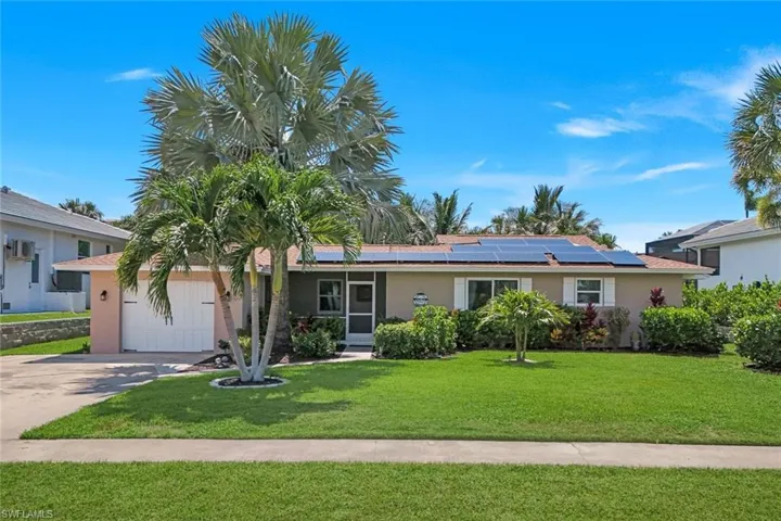 130 Greenbrier St, Marco Island, Florida 34145