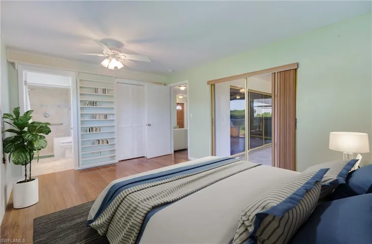 1685  Lakeside  TER, North Fort Myers, FL 33903