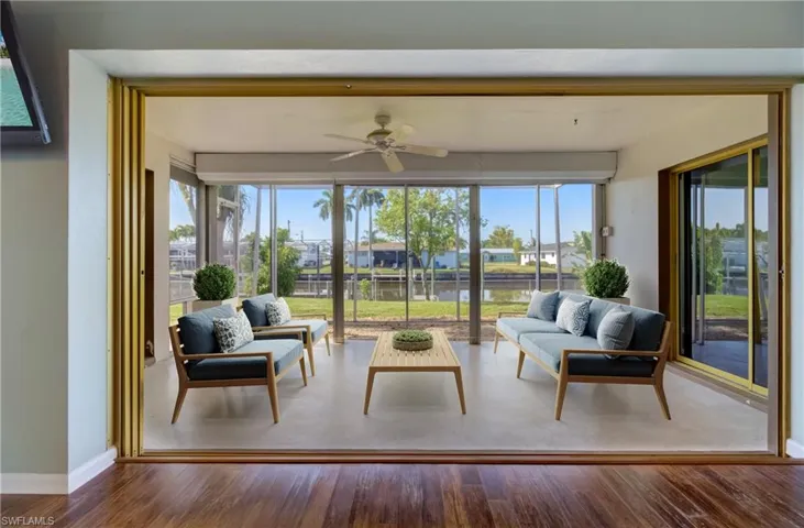 1685  Lakeside  TER, North Fort Myers, FL 33903