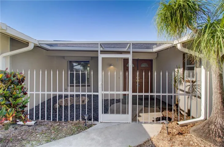 1685  Lakeside  TER, North Fort Myers, FL 33903
