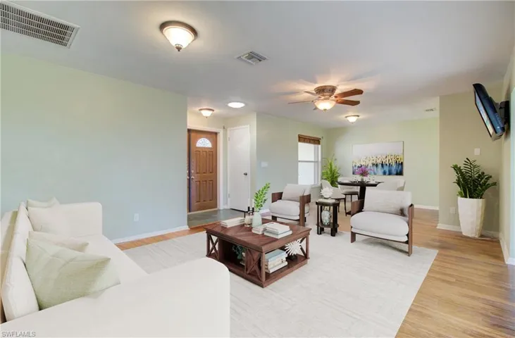 1685  Lakeside  TER, North Fort Myers, FL 33903