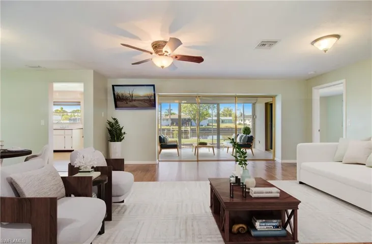 1685  Lakeside  TER, North Fort Myers, FL 33903