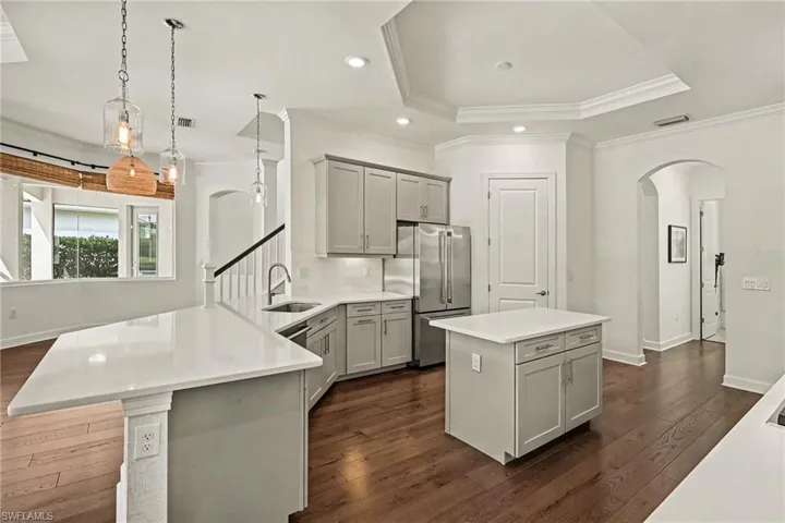 BREAKFAST NOOK SHOWN AT UPPER LEFT