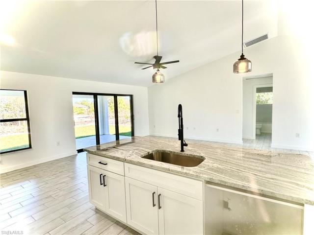 2706  35th SW ST, Lehigh Acres, FL 33976
