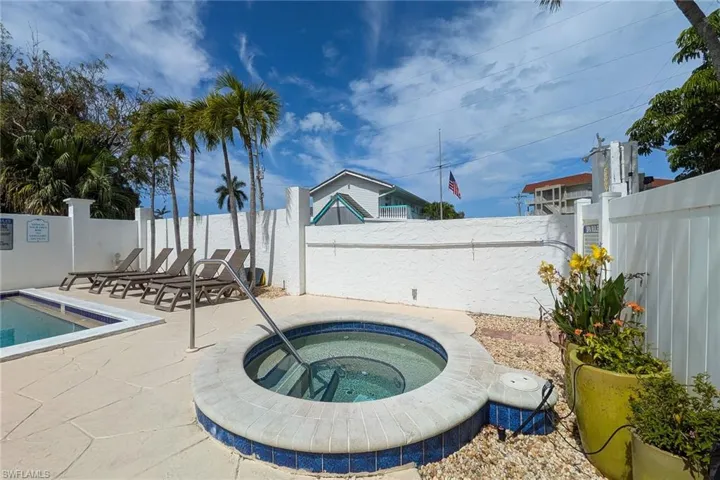 140 Palm St 403, Marco Island, Florida 34145