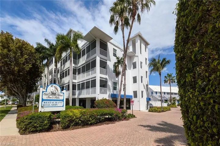140 Palm St 403, Marco Island, Florida 34145