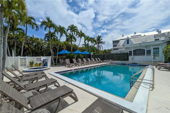 140 Palm St 403, Marco Island, Florida 34145