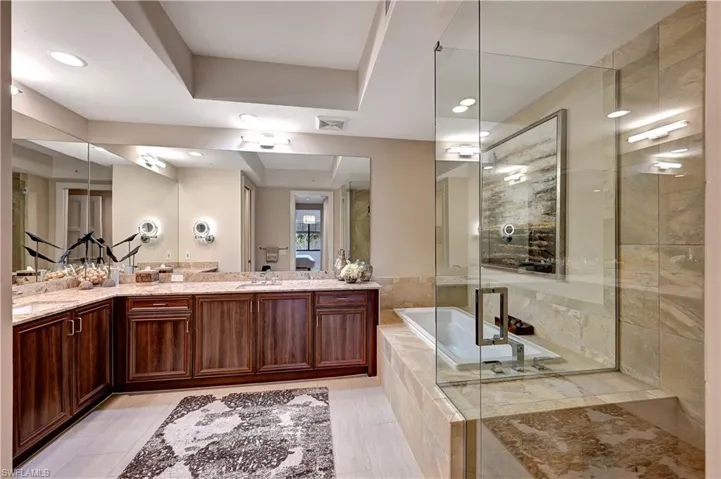 1030  3rd Ave S  , Naples, FL 34102