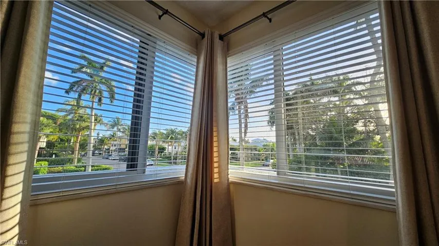 301 6th Ave S D, Naples, Florida 34102