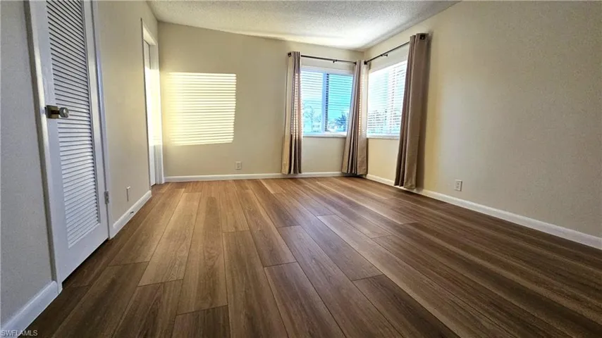 301 6th Ave S D, Naples, Florida 34102