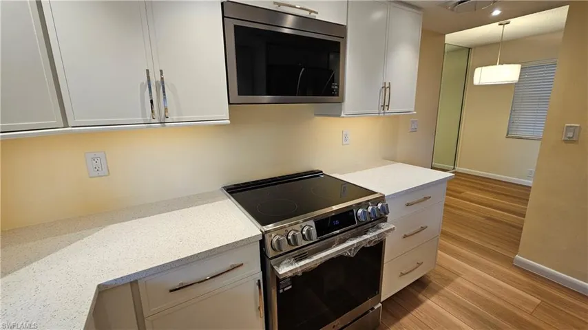301 6th Ave S D, Naples, Florida 34102