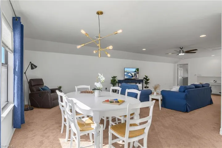 upstairs bonus room