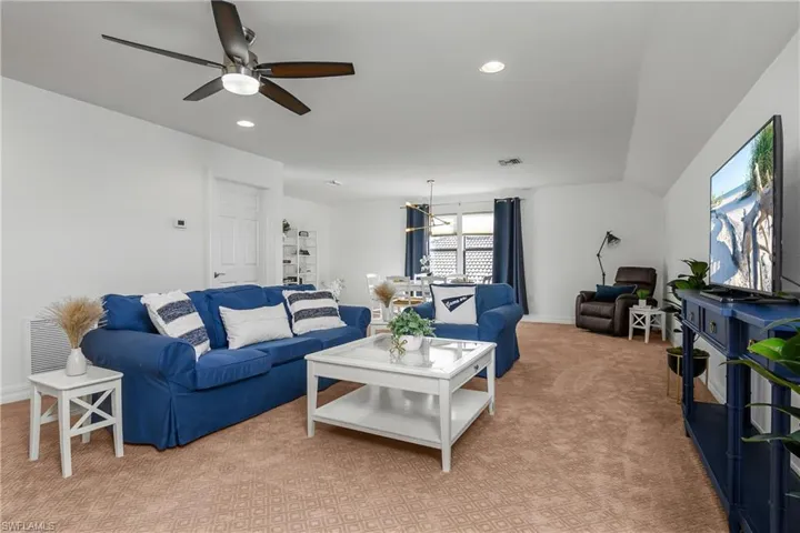 upstairs bonus room