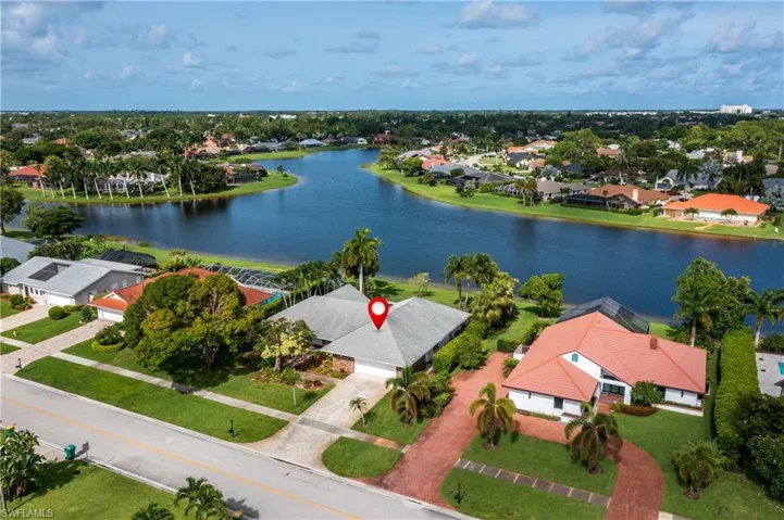 2500 Kings Lake Blvd, Naples, Florida 34112