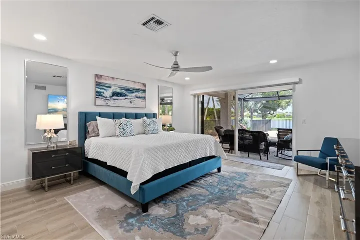 2500 Kings Lake Blvd, Naples, Florida 34112