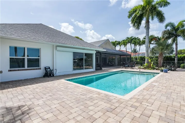 2500 Kings Lake Blvd, Naples, Florida 34112