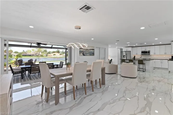 2500 Kings Lake Blvd, Naples, Florida 34112
