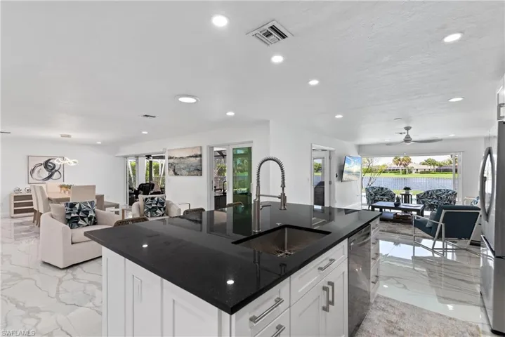 2500 Kings Lake Blvd, Naples, Florida 34112