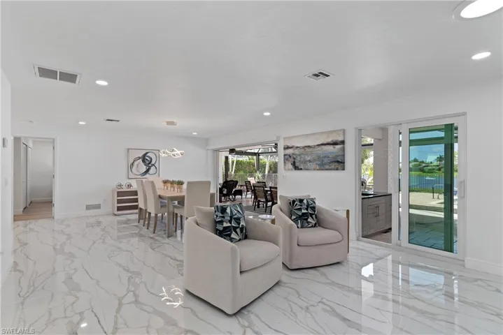 2500 Kings Lake Blvd, Naples, Florida 34112