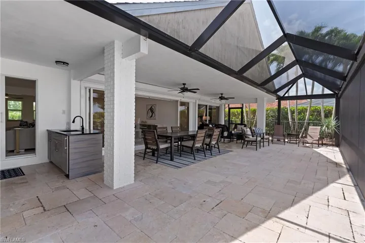2500 Kings Lake Blvd, Naples, Florida 34112