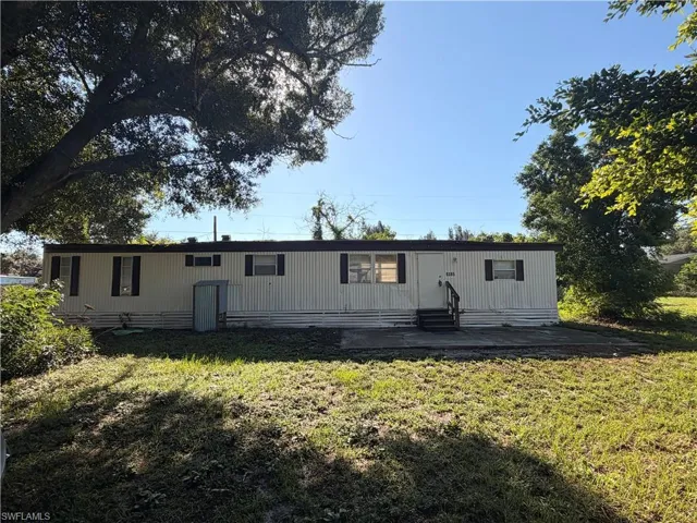 8385 Nault Rd, North Fort Myers, Florida 33917