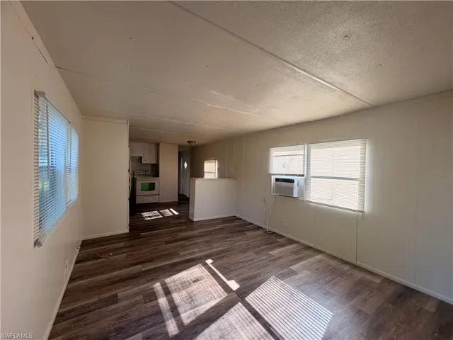 8385 Nault Rd, North Fort Myers, Florida 33917