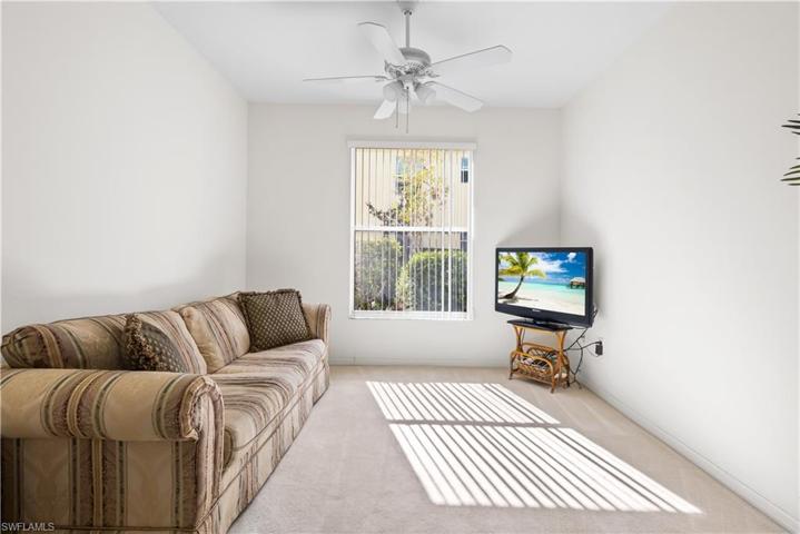 This space has endless possibilities!T.V. room, reading, sewing, crafting!