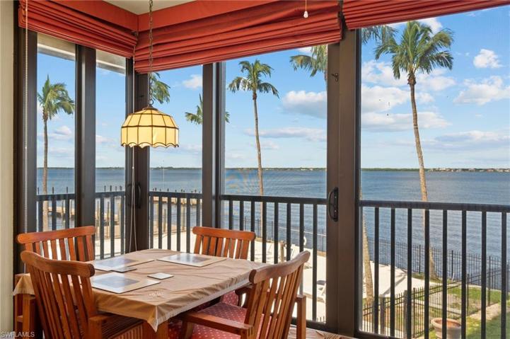 Casual Dining upclose overlooking the river and pool.  A wonderful spot to enjoy those beautiful sunsets every evening.