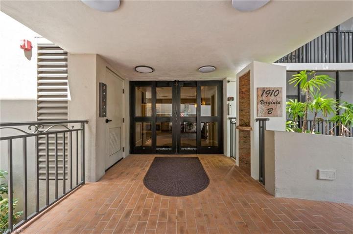 Front Entrance to B Building