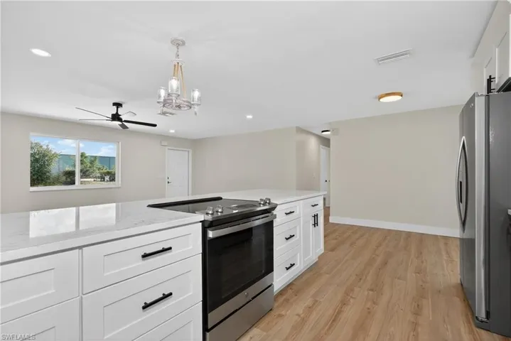 2300 Crystal Dr, Fort Myers, Florida 33907