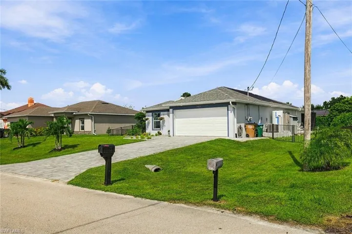 1409 Ne 43rd Ter, Cape Coral, Florida 33909