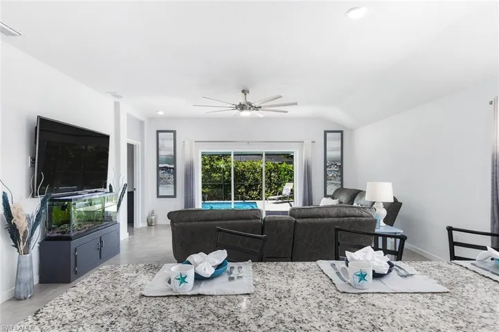 1409 Ne 43rd Ter, Cape Coral, Florida 33909