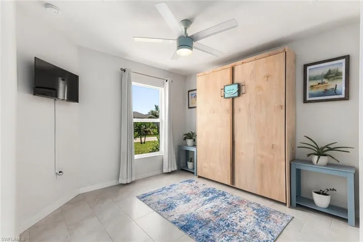 1409 Ne 43rd Ter, Cape Coral, Florida 33909