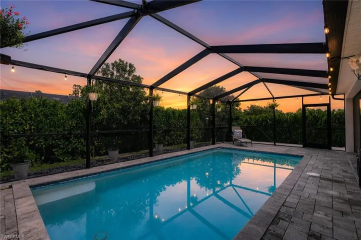 1409 Ne 43rd Ter, Cape Coral, Florida 33909