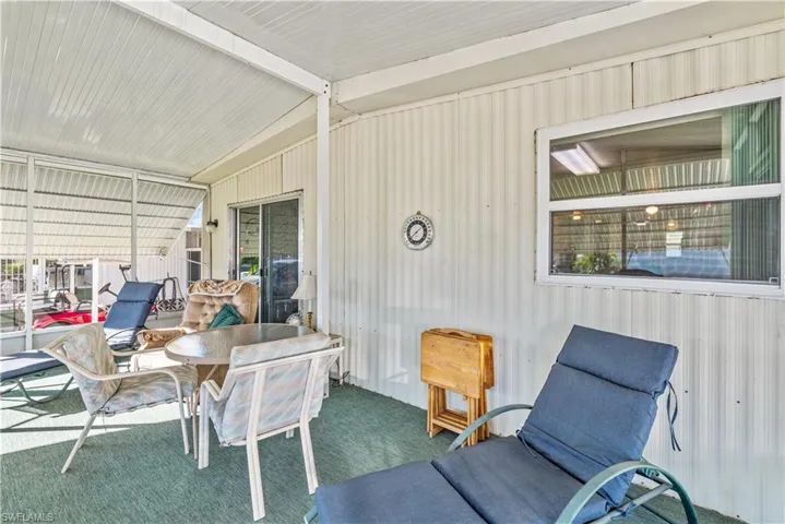 243  Poinsettia  DR, Fort Myers, FL 33905