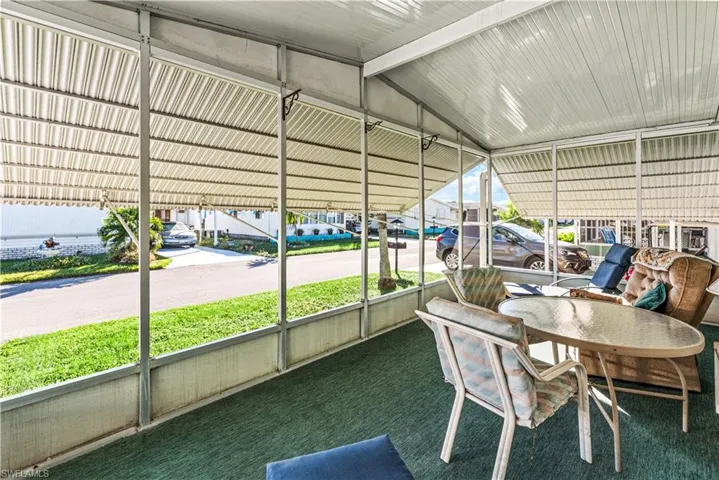 243  Poinsettia  DR, Fort Myers, FL 33905