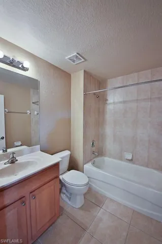 3910  Santa Barbara  BLVD, Cape Coral, FL 33914