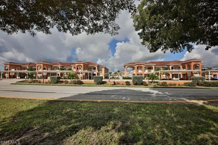 3910  Santa Barbara  BLVD, Cape Coral, FL 33914