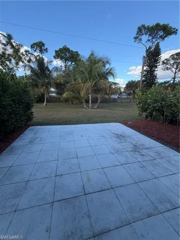 3619 Poplar Way B, Naples, Florida 34112