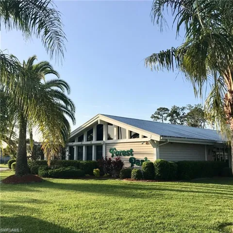 524 Timber Ln S, North Fort Myers, Florida 33917