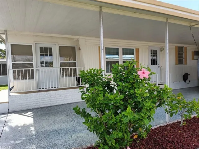 524 Timber Ln S, North Fort Myers, Florida 33917