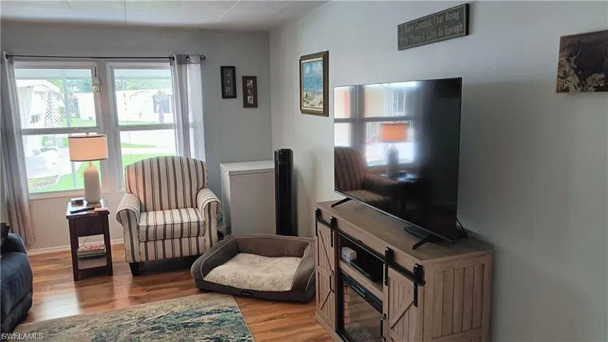 524 Timber Ln S, North Fort Myers, Florida 33917